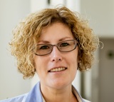 Dr. Kántor Zita / Wesniczky Zsofia Dr. Kántor Zita